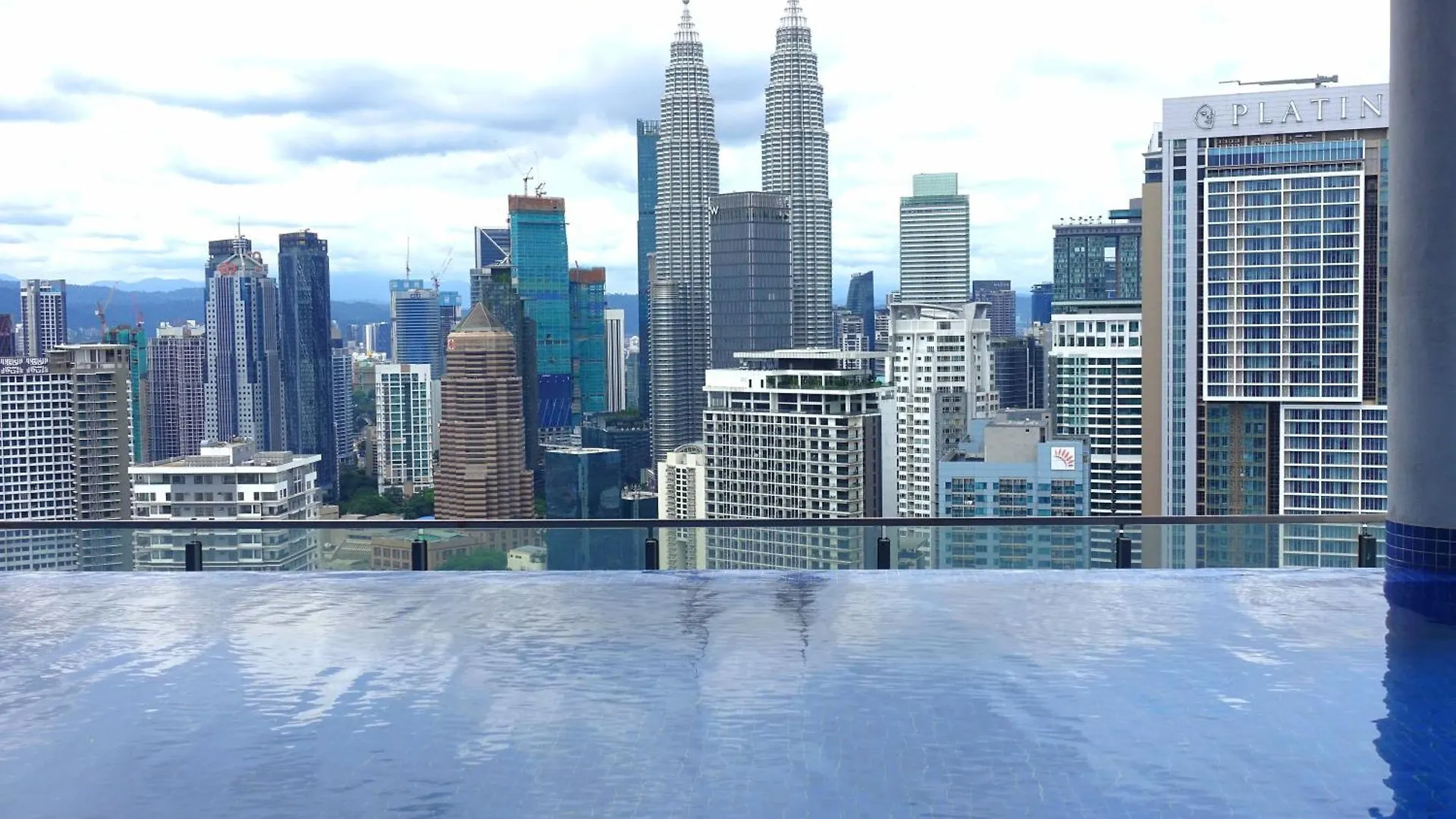 Appartamento Luxe Infinitum Klcc By Wsd Kuala Lumpur